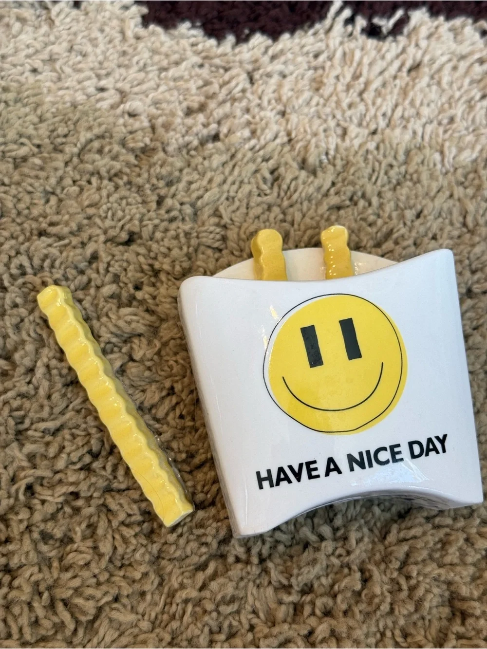 Urban Outfitters White Ceramic Smile Utensil Holder with Yellow Accents